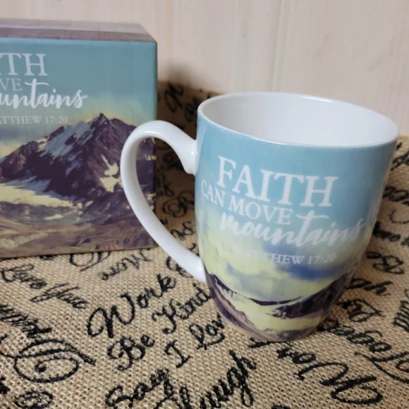 Faithfully yours Faith can move mountains cup with box - Picture 1 of 8